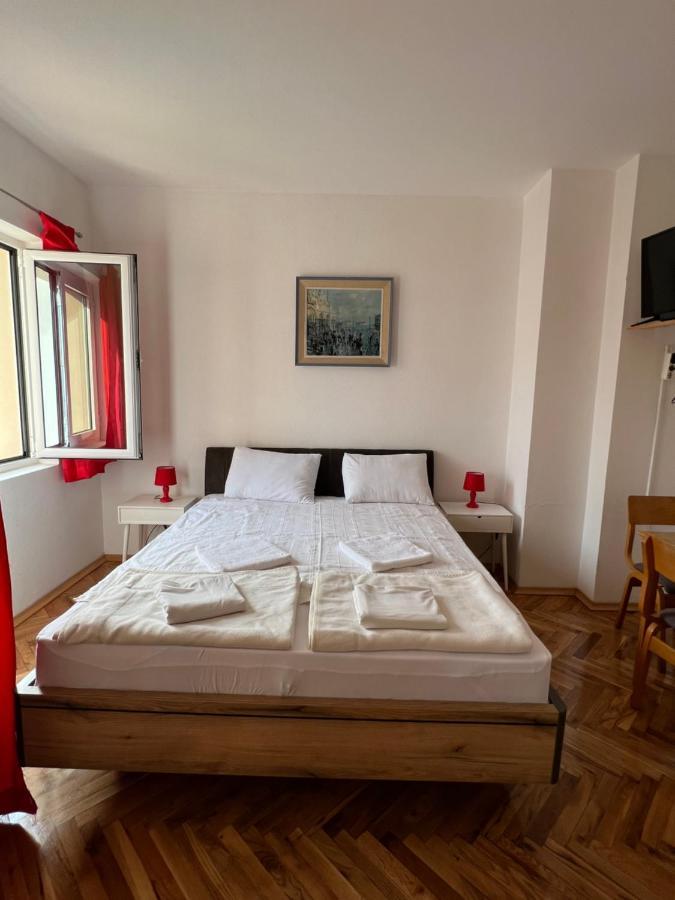 Ksenia Guesthouse Apartments And Studios Budva Dış mekan fotoğraf