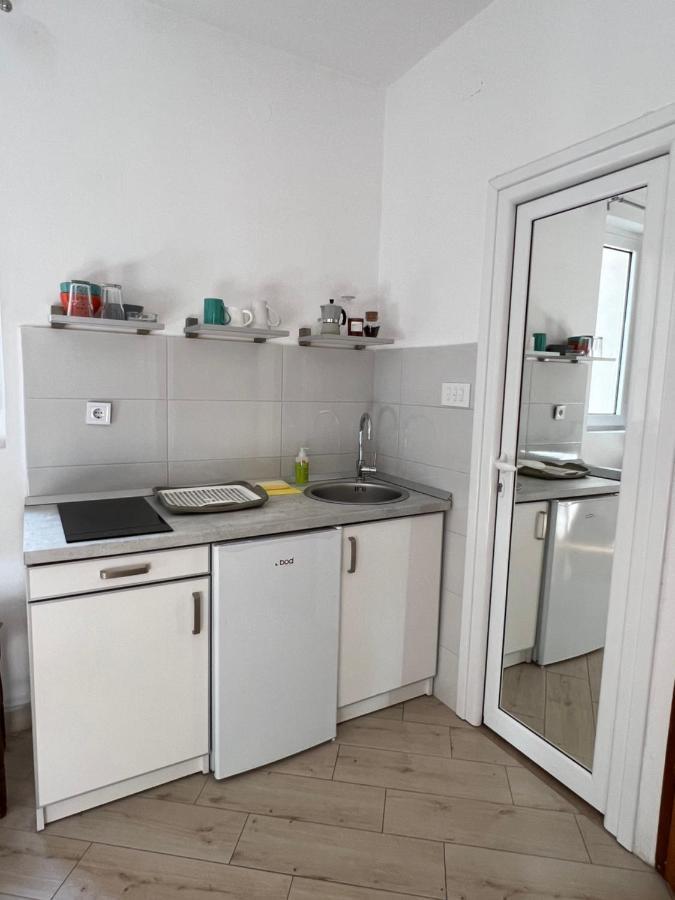 Ksenia Guesthouse Apartments And Studios Budva Dış mekan fotoğraf