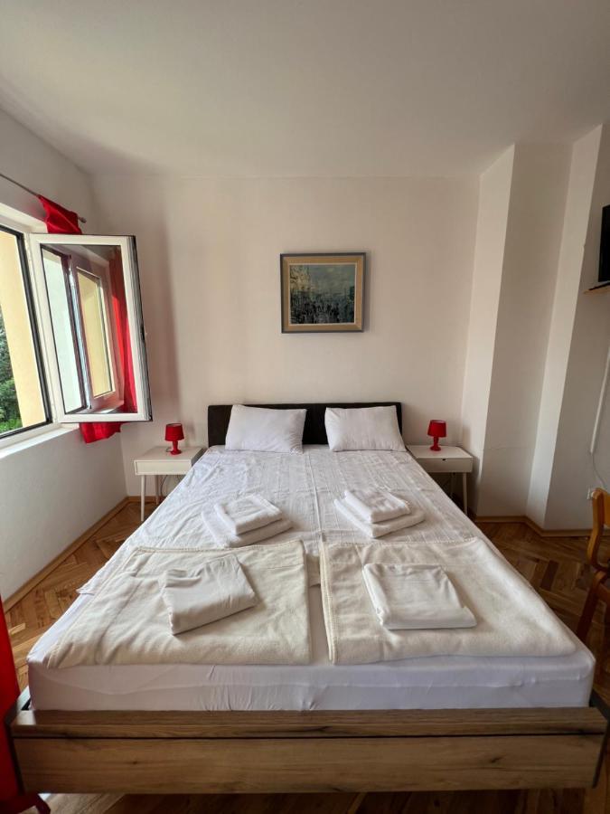 Ksenia Guesthouse Apartments And Studios Budva Dış mekan fotoğraf