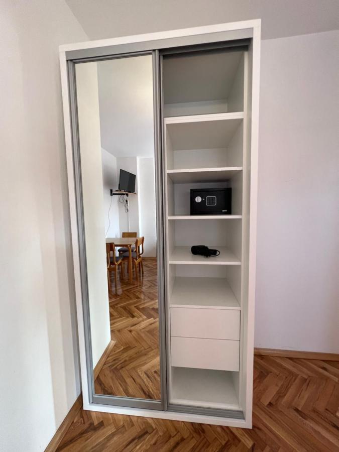 Ksenia Guesthouse Apartments And Studios Budva Dış mekan fotoğraf